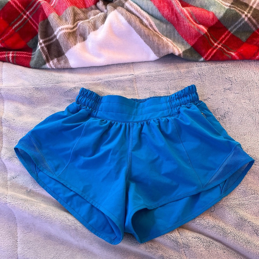 Hotty hot low-rise lined short 2.5